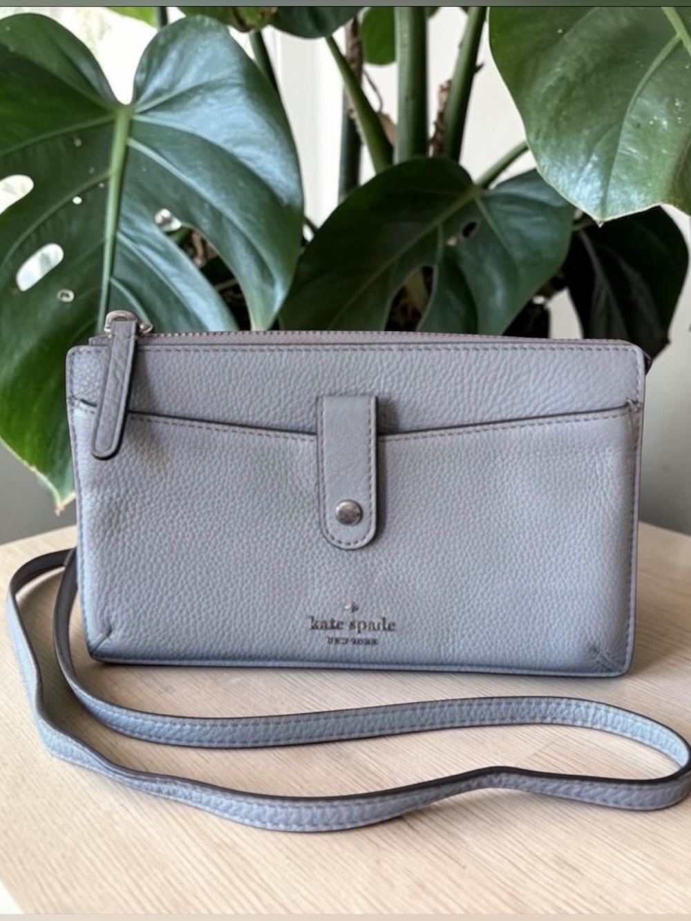 kate spade pebble leather crossbody - wallet in gray